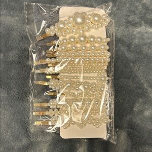 Elegant Pearl Hair Clips Set